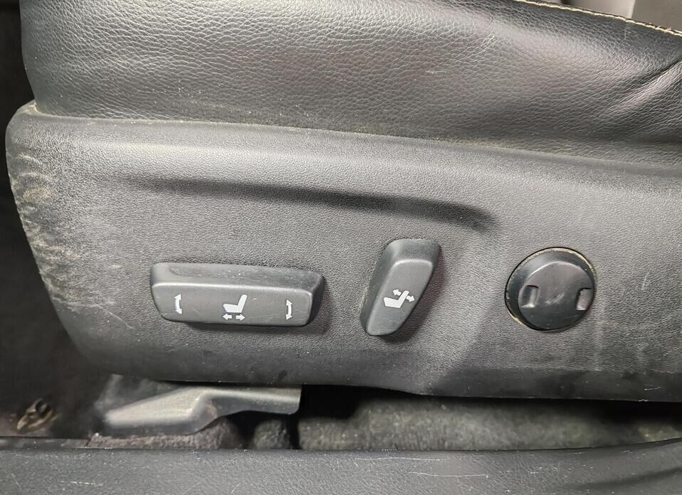 Toyota Camry, VII (XV50) 2.5 AT (181 л.с.)