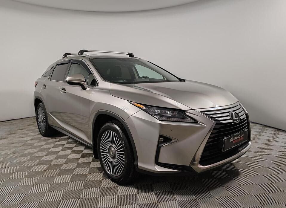 Lexus RX, IV 300 2.0 AT (238 л.с.) 4WD
