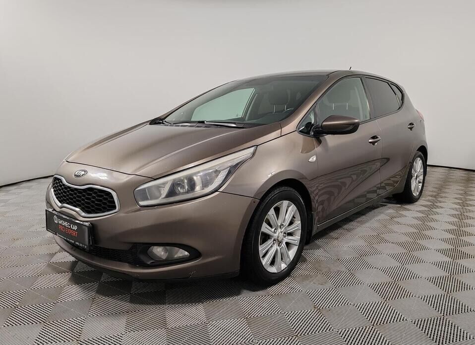 Kia Ceed, II 1.6 AT (129 л.с.)
