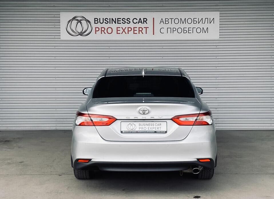 Toyota Camry, VIII (XV70) Рестайлинг 2.5 AT (200 л.с.)