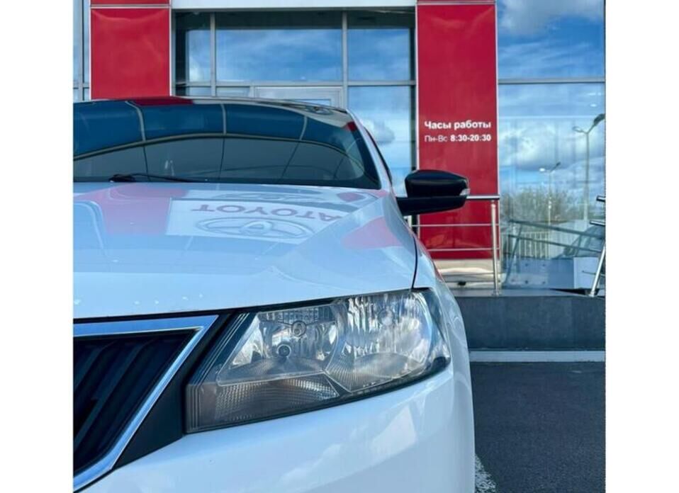 Skoda Rapid, I Рестайлинг 1.6 MT (90 л.с.)