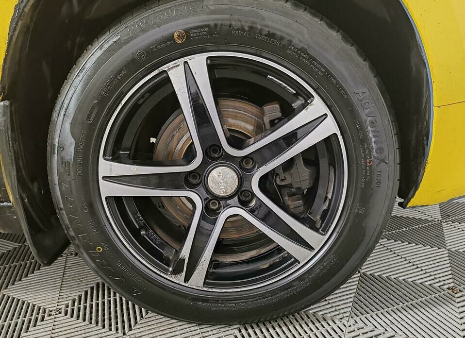 Citroen C4 Picasso 1.6 MT (120 л.с.)