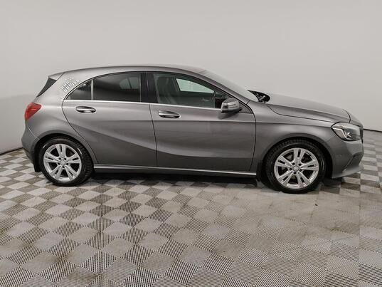 Mercedes-Benz A-Класс, 2015&nbsp;г., 97&nbsp;301&nbsp;км
