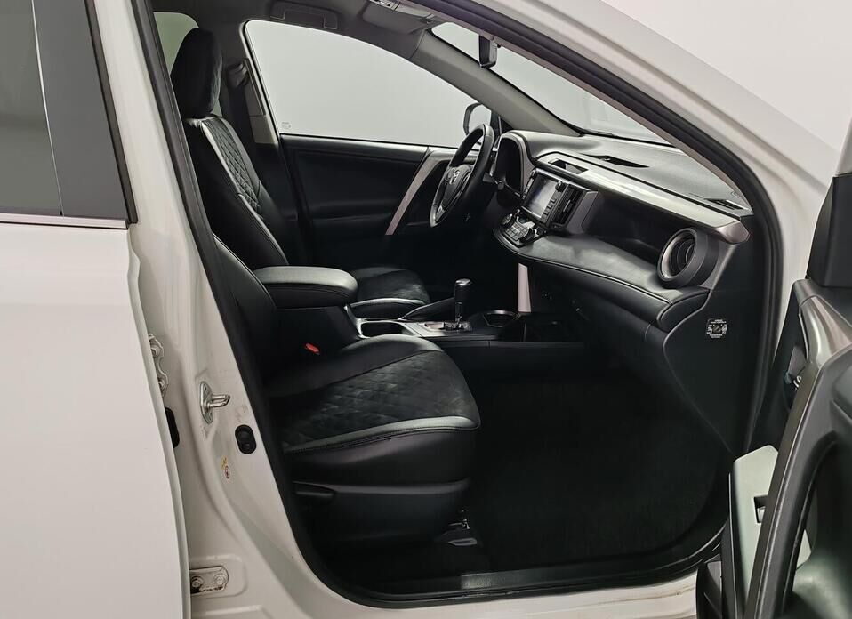 Toyota RAV4, IV (CA40) Рестайлинг 2.0 CVT (146 л.с.)