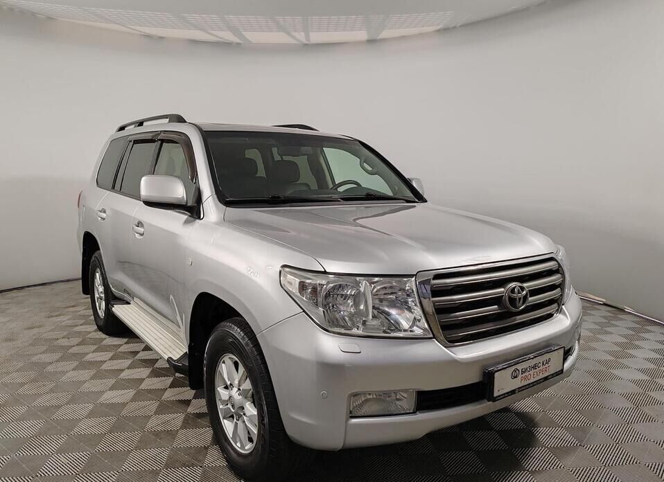 Toyota Land Cruiser, 200 Series 4.7 AT (288 л.с.) 4WD