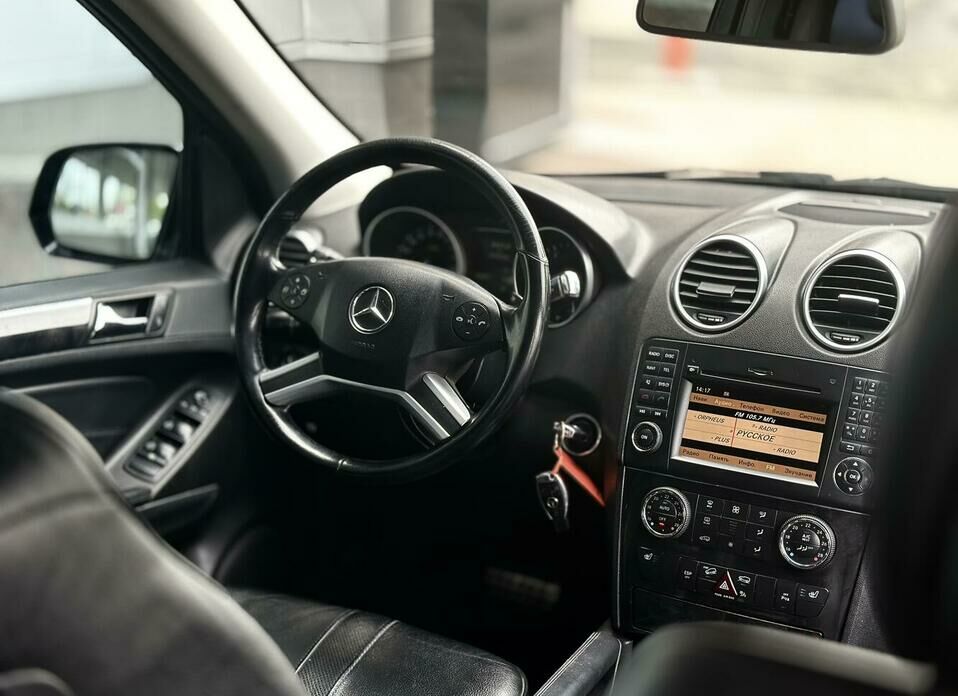 Mercedes-Benz M-Класс 350 3.0d AT (224 л.с.) 4WD