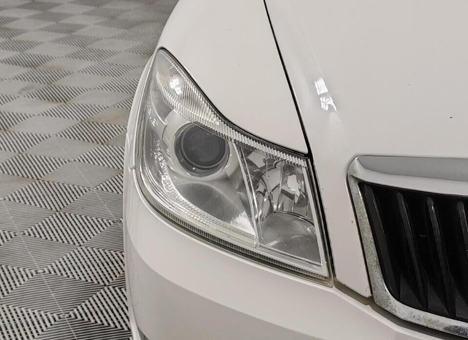 Skoda Octavia, II (A5) Рестайлинг 1.4 AMT (122 л.с.)