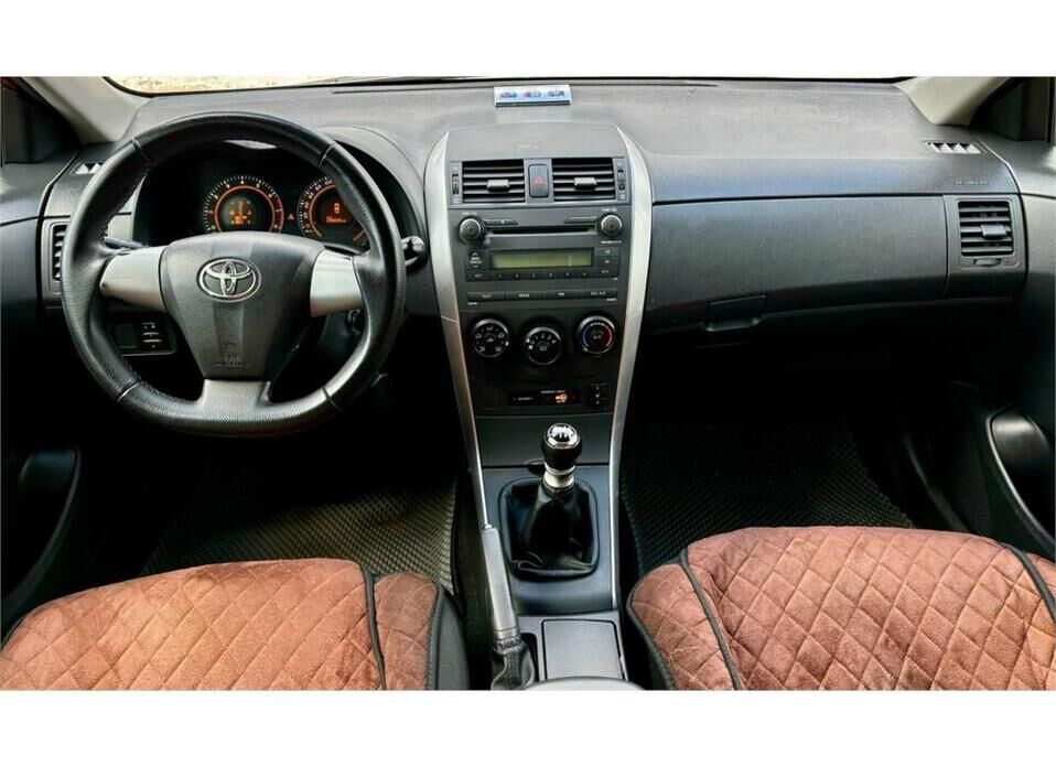 Toyota Corolla, X (E140, E150) Рестайлинг 1.6 MT (124 л.с.)