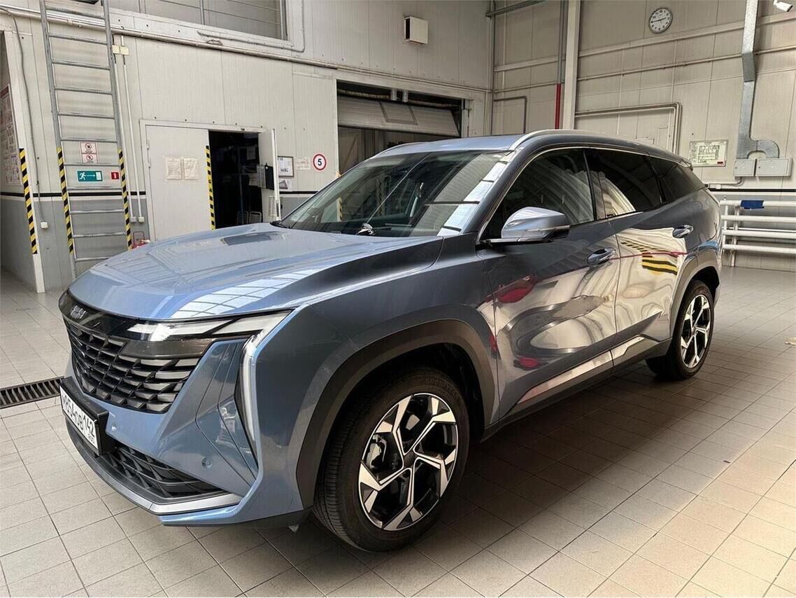 Geely Atlas, 2023 г., 17 030 км