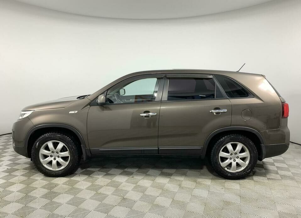 Kia Sorento 2.4 MT (175 л.с.)