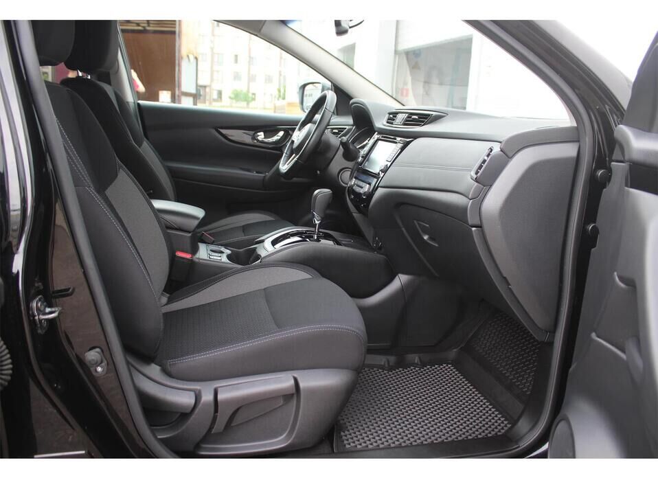 Nissan Qashqai, II Рестайлинг 2.0 CVT (144 л.с.)