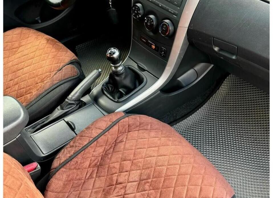 Toyota Corolla, X (E140, E150) Рестайлинг 1.6 MT (124 л.с.)