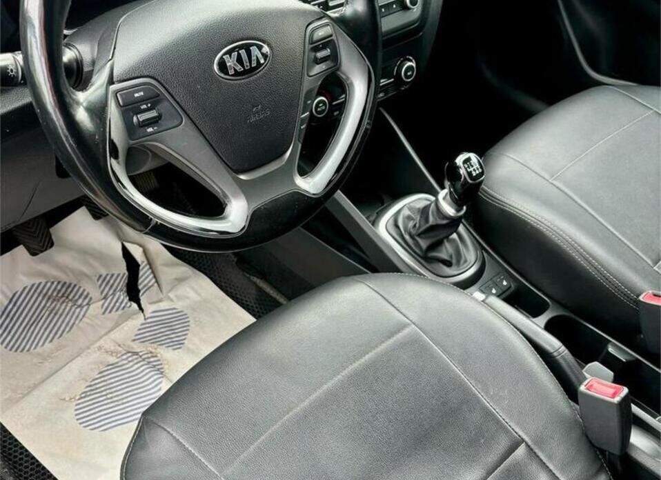 Kia Rio, III Рестайлинг 1.6 MT (123 л.с.)