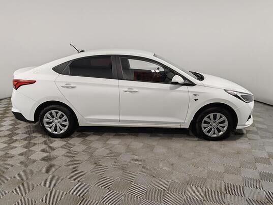Hyundai Solaris, 2020 г., 113 858 км