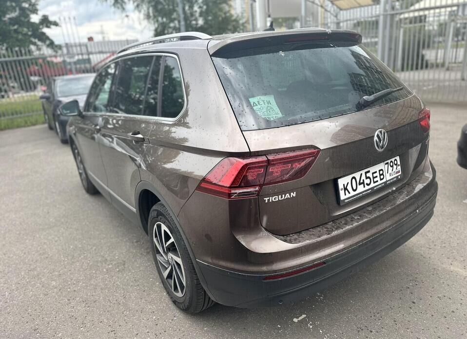 Volkswagen Tiguan 2.0d AMT (150 л.с.) 4WD