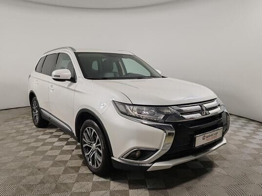 Mitsubishi Outlander, III Рестайлинг 2, 2016 г., 168 739 км