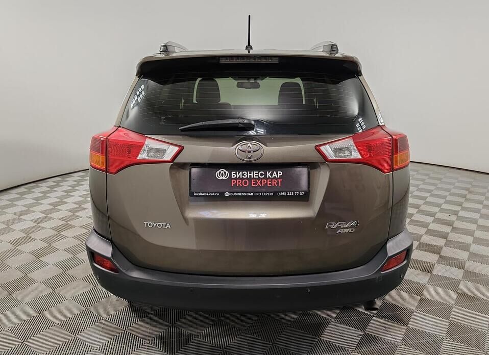 Toyota RAV4, IV (XA40) 2.0 CVT (146 л.с.) 4WD
