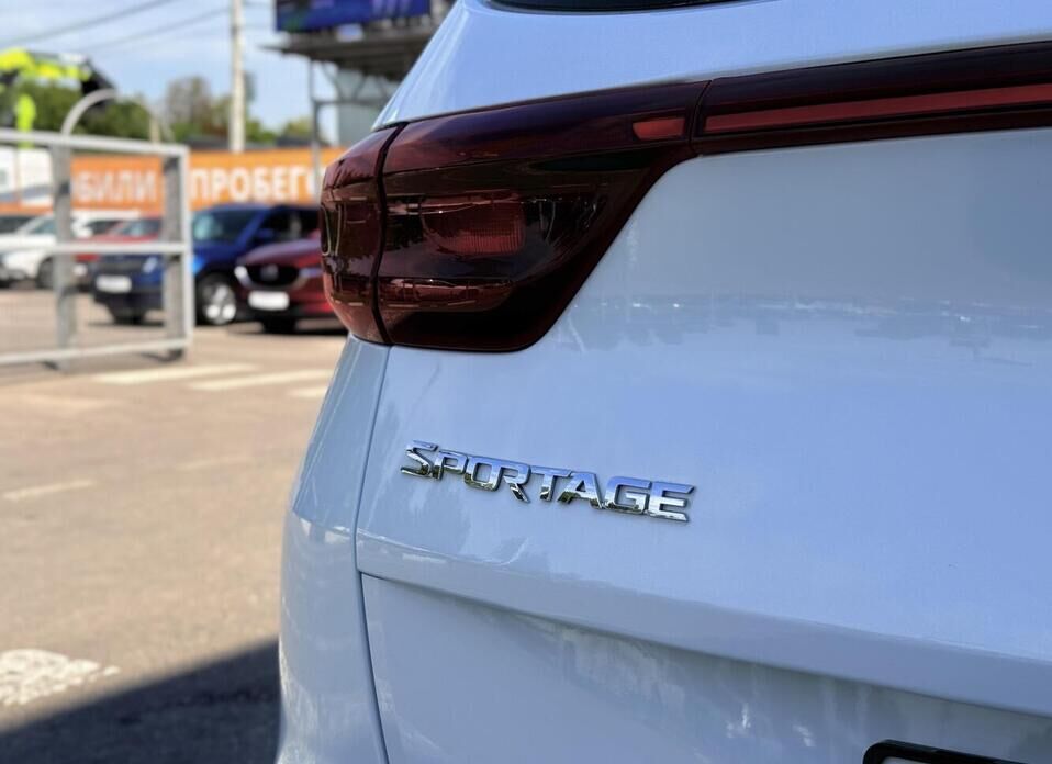 Kia Sportage, IV Рестайлинг 2.0 AT (150 л.с.)