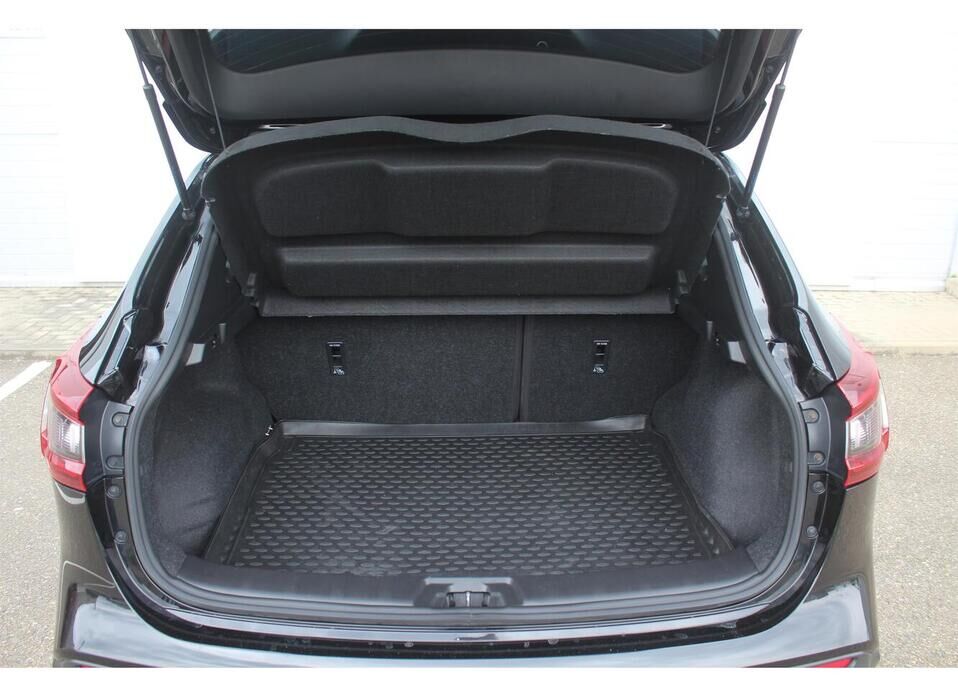 Nissan Qashqai, II Рестайлинг 2.0 CVT (144 л.с.)