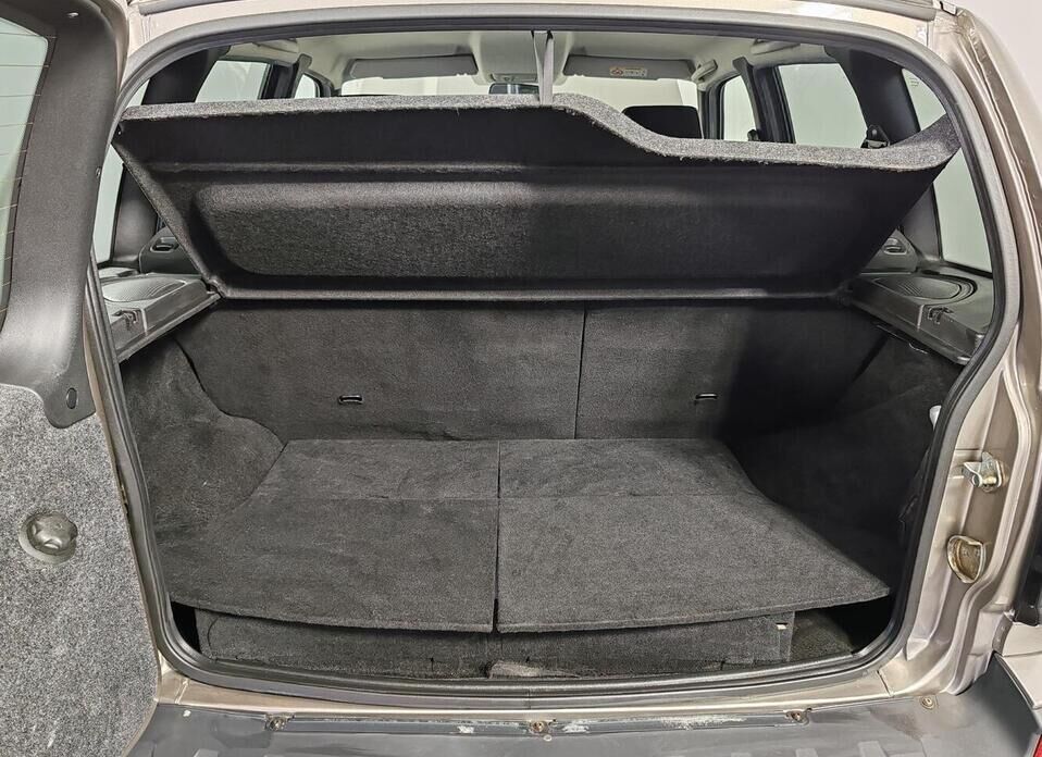 LADA (ВАЗ) Niva Travel, I 1.7 MT (80 л.с.) 4WD