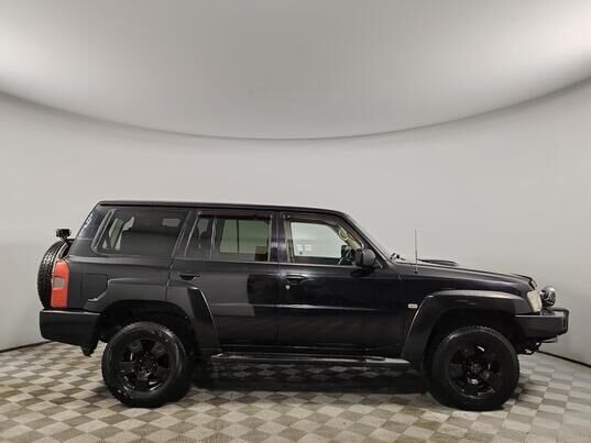 Nissan Patrol, 2006&nbsp;г., 243&nbsp;906&nbsp;км