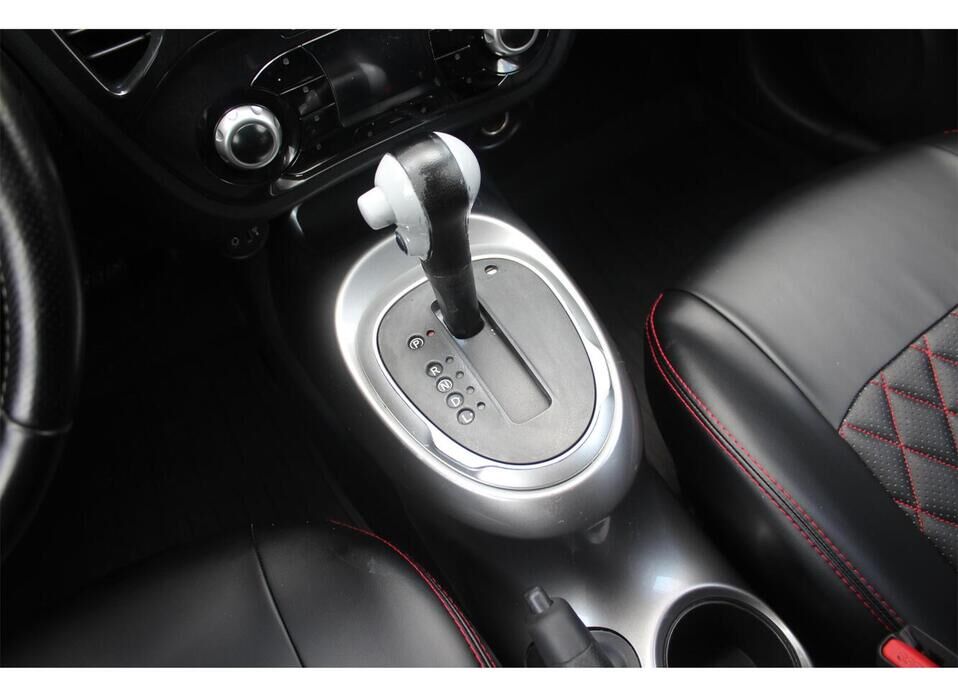 Nissan Juke, I 1.6 CVT (117 л.с.)