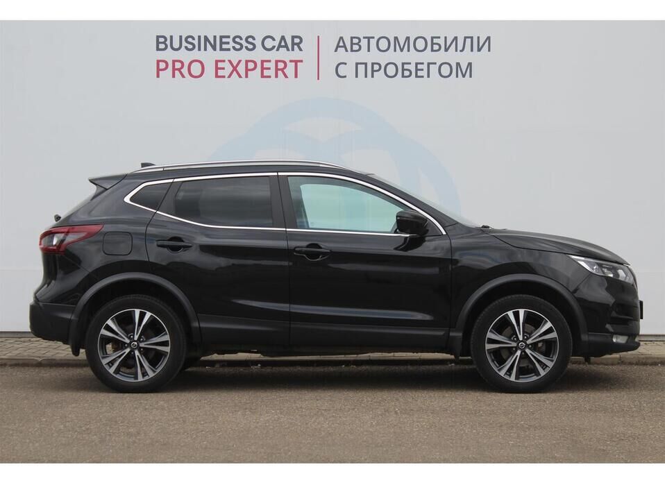 Nissan Qashqai, II Рестайлинг 2.0 CVT (144 л.с.)