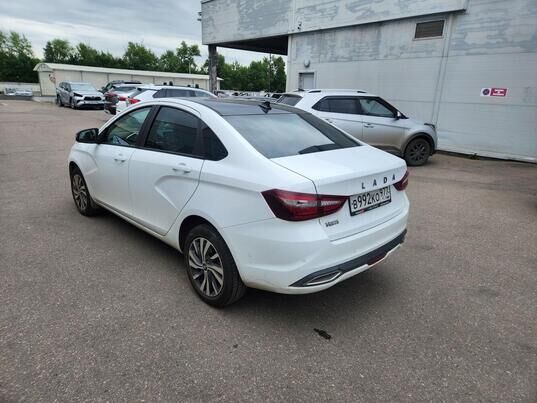 LADA (ВАЗ) Vesta, 2024 г., 7 155 км