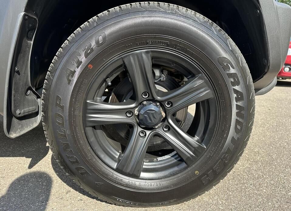 Suzuki Jimny 1.5 MT (102 л.с.) 4WD