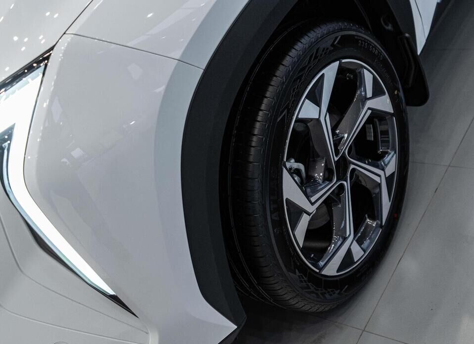 Geely Atlas, II 2.0 AT (200 л.с.) 4WD