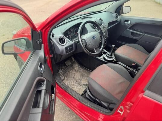 Ford Fiesta, 2007 г., 250 033 км