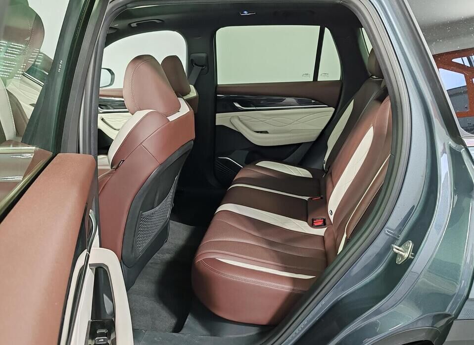 Geely Monjaro, I 2.0 AT (238 л.с.) 4WD