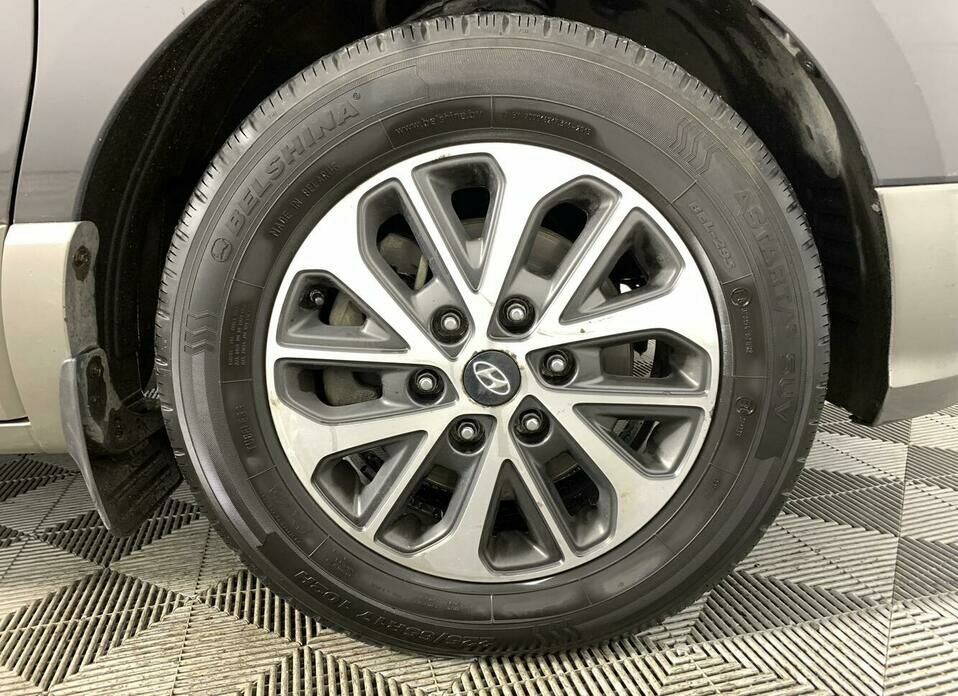 Hyundai Grand Starex 2.5d AT (175 л.с.)