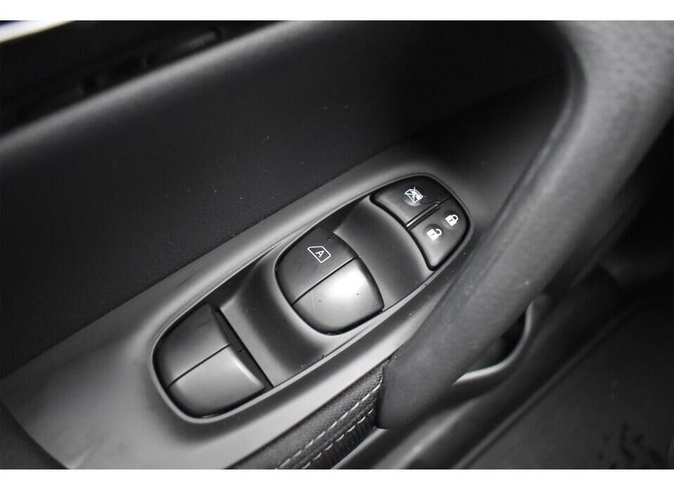 Nissan Qashqai, II 2.0 CVT (144 л.с.)
