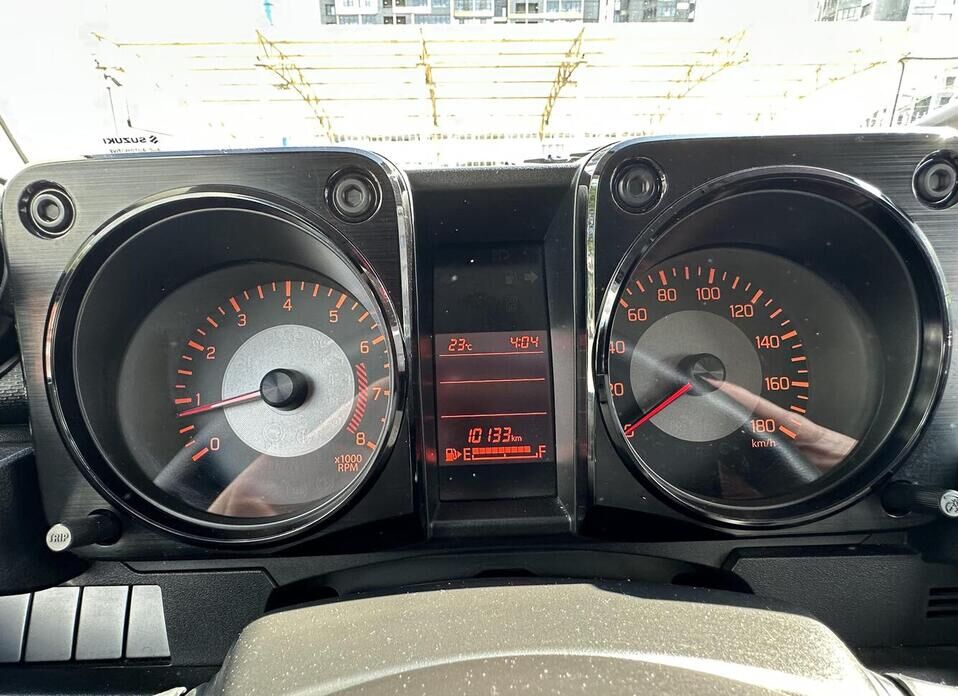 Suzuki Jimny 1.5 MT (102 л.с.) 4WD