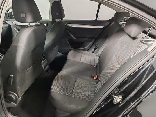 Skoda Octavia, 2015&nbsp;г., 280&nbsp;001&nbsp;км