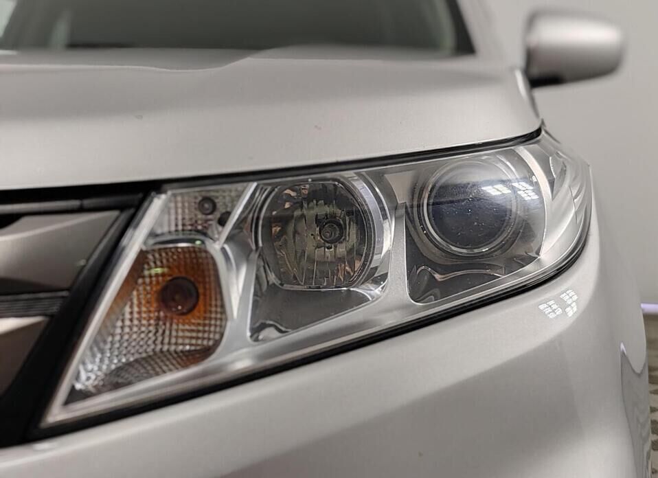 Suzuki Vitara 1.6 AT (117 л.с.) 4WD