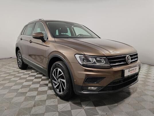 Volkswagen Tiguan, 2018 г., 157 694 км