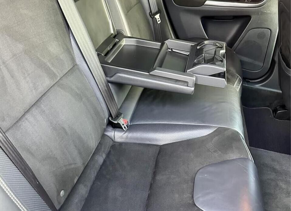 Volvo XC60, I Рестайлинг 2.4d AT (181 л.с.) 4WD