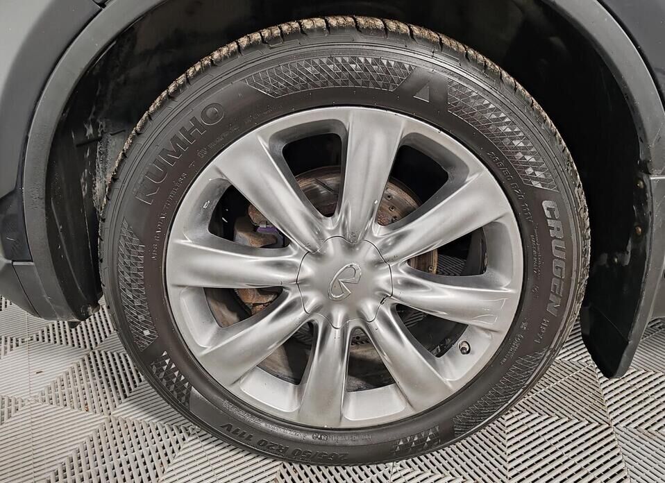 Infiniti FX FX45 4.5 AT (328 л.с.) 4WD