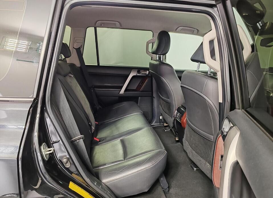 Toyota Land Cruiser Prado, 150 Series Рестайлинг 1 3.0d AT (173 л.с.) 4WD