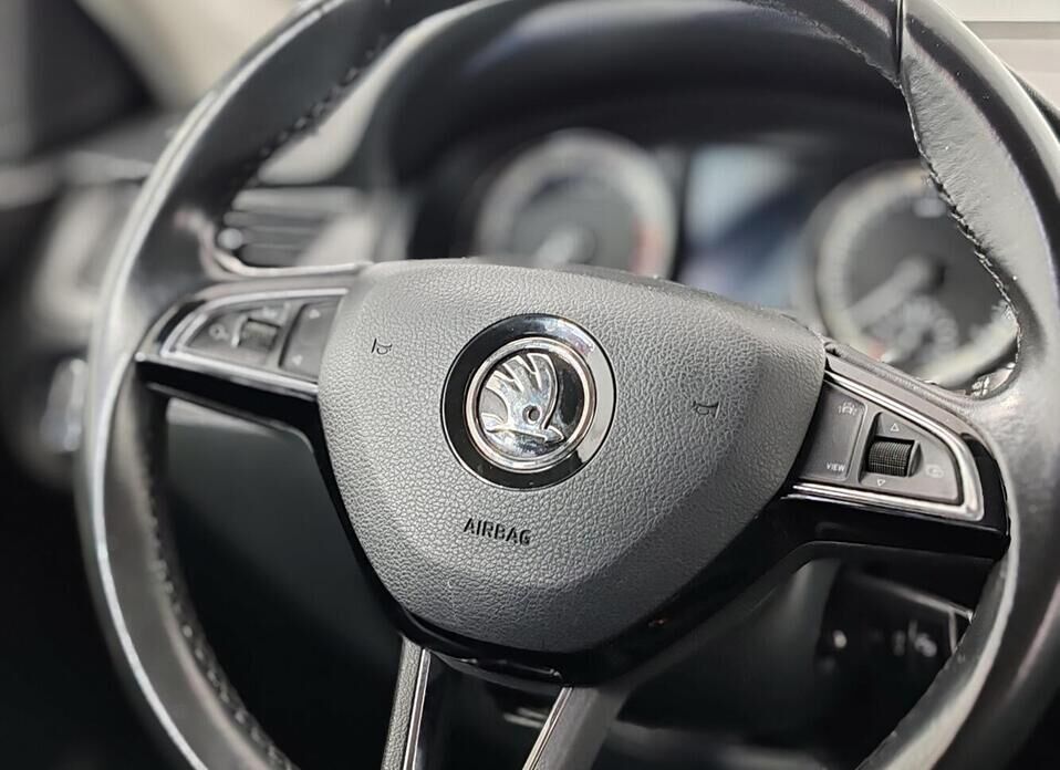 Skoda Rapid, I Рестайлинг 1.6 AT (110 л.с.)