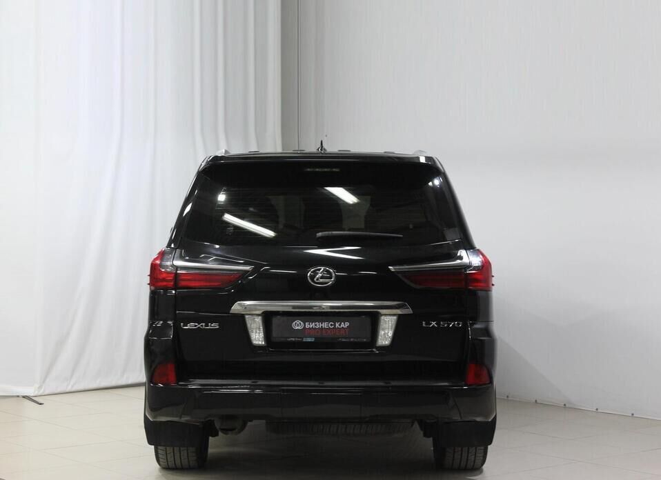 Lexus LX, III Рестайлинг 2 570 5.7 AT (367 л.с.) 4WD