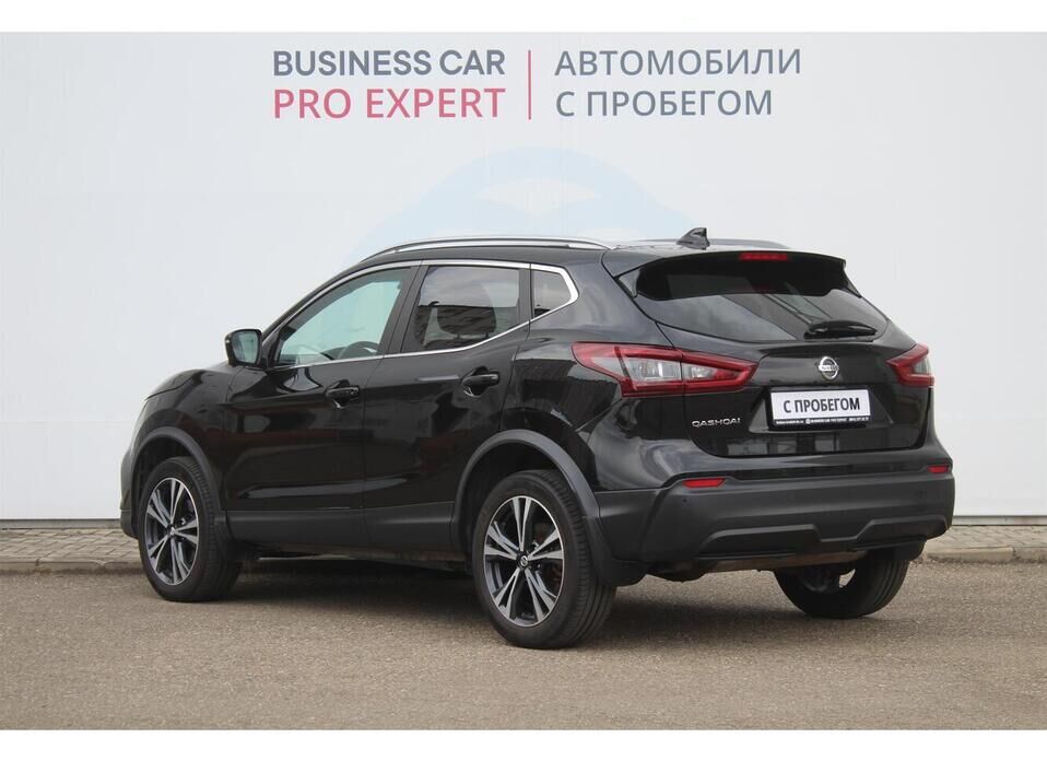 Nissan Qashqai, II Рестайлинг 2.0 CVT (144 л.с.)