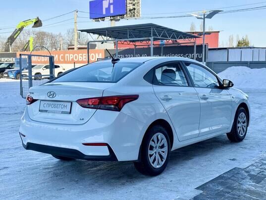 Hyundai Solaris, 2019&nbsp;г., 76&nbsp;493&nbsp;км