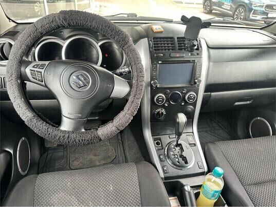 Suzuki Grand Vitara, 2010 г., 184 364 км