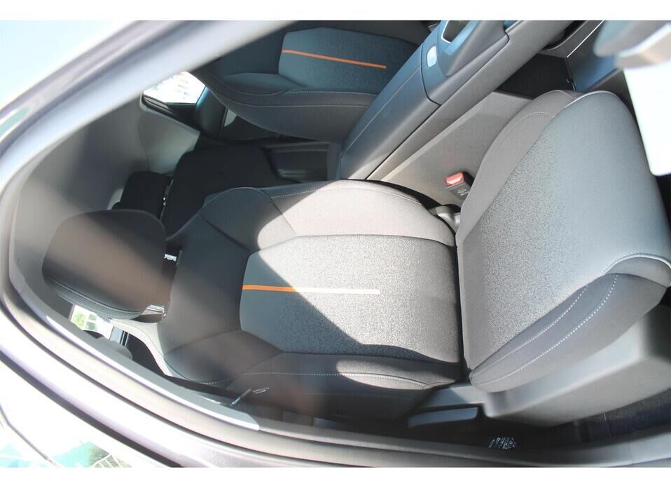 Omoda C5, II 1.5 AMT (147 л.с.)