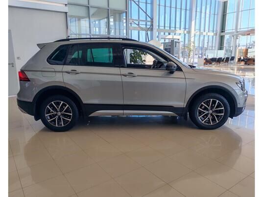 Volkswagen Tiguan, 2019&nbsp;г., 100&nbsp;734&nbsp;км