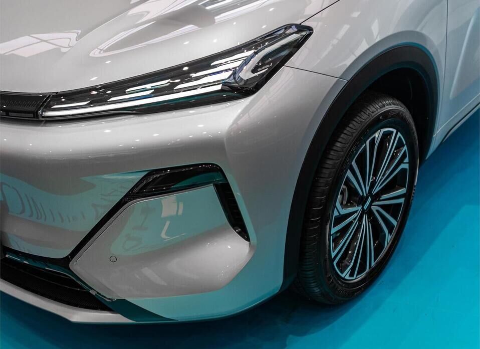 Geely EX5 EM-i 1.5hyb AT (167 л.с.)