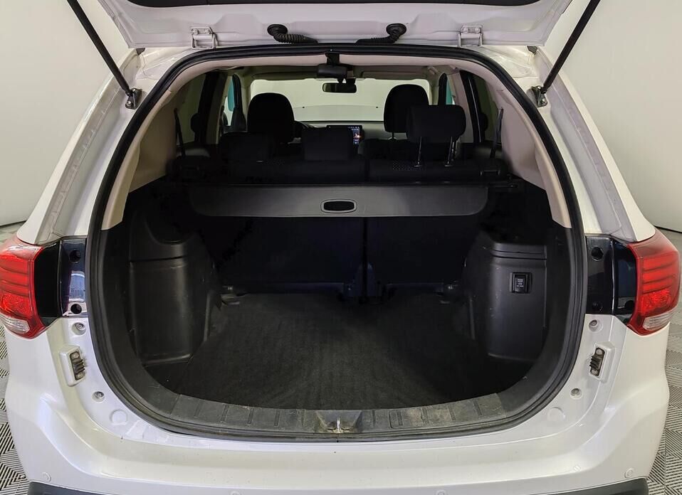 Mitsubishi Outlander, III Рестайлинг 2 2.0 CVT (146 л.с.) 4WD